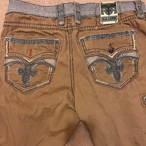 Mens 38 rocks only work a few times. Tan and blue